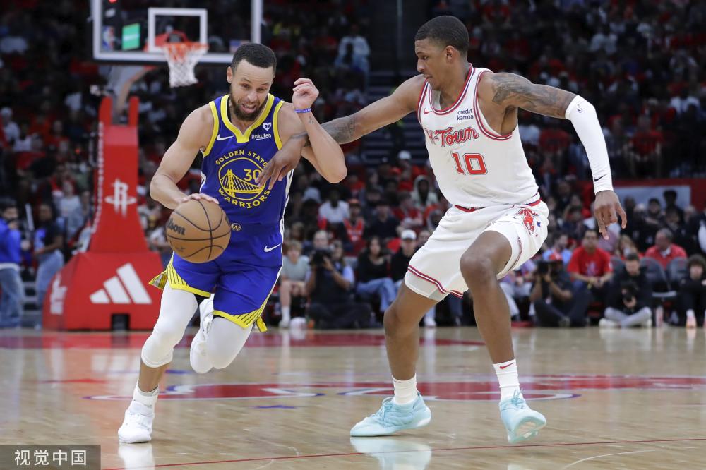 沙特队通过 沙特队通过